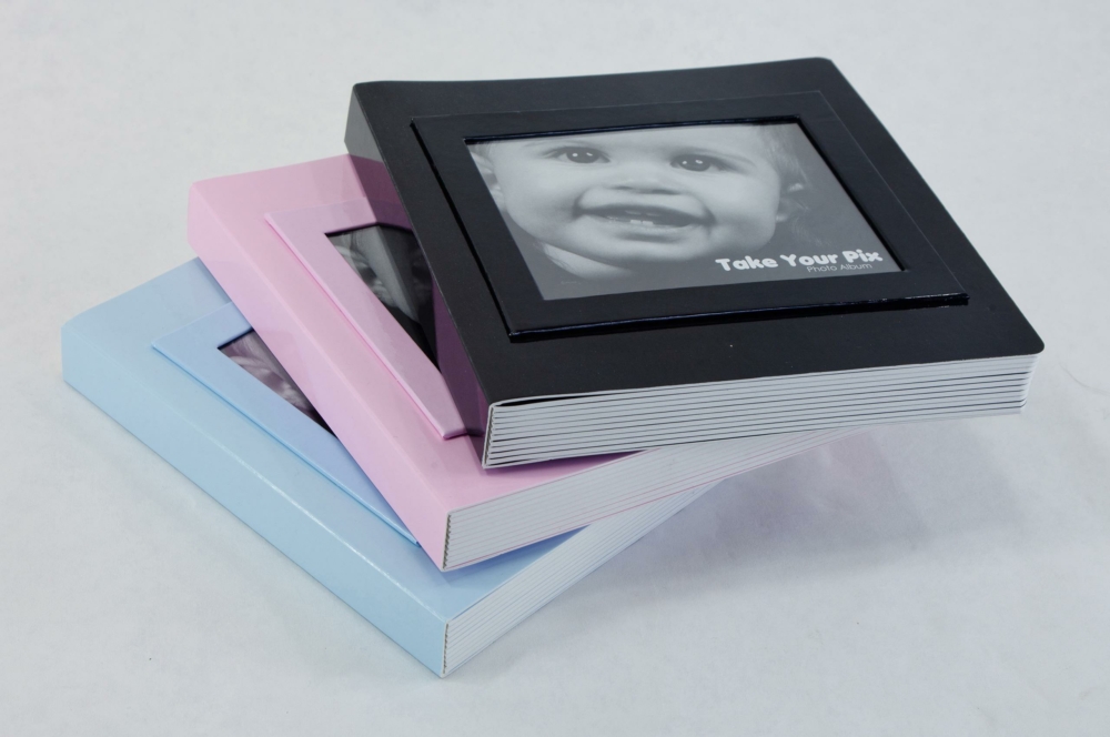 39996 MG 2668 board book photo album with die cut slot on front to insert picture