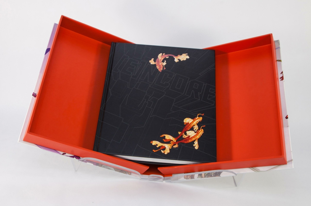 43620 MG 9558 hardcover book, clamshell box, spot UV, PLC